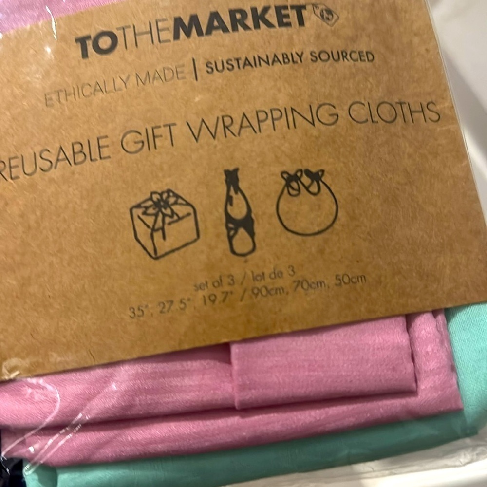 Reusable Cloth Gift Wrap (3 Pack) - Picture 3 of 5